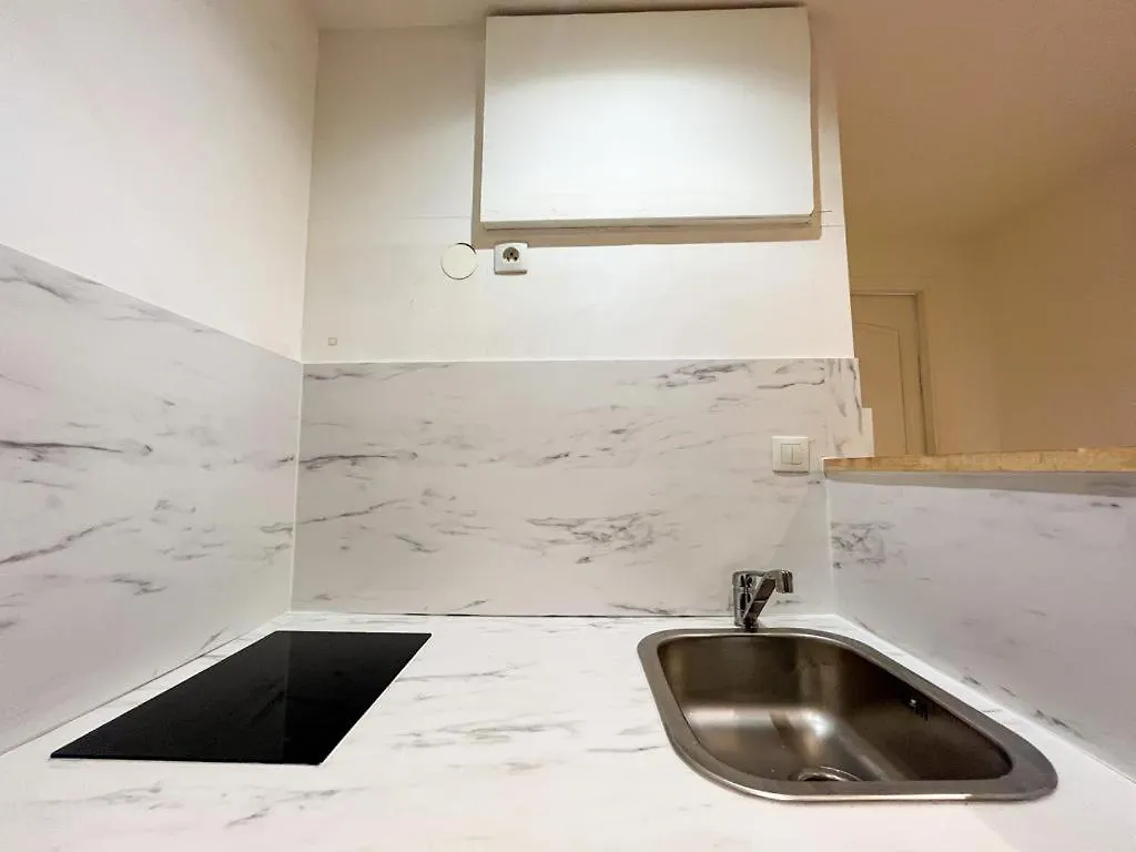 Suite Elton Villeurbanne France